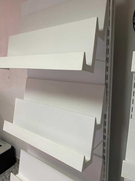 Expositores jornais e revistas (como novos)