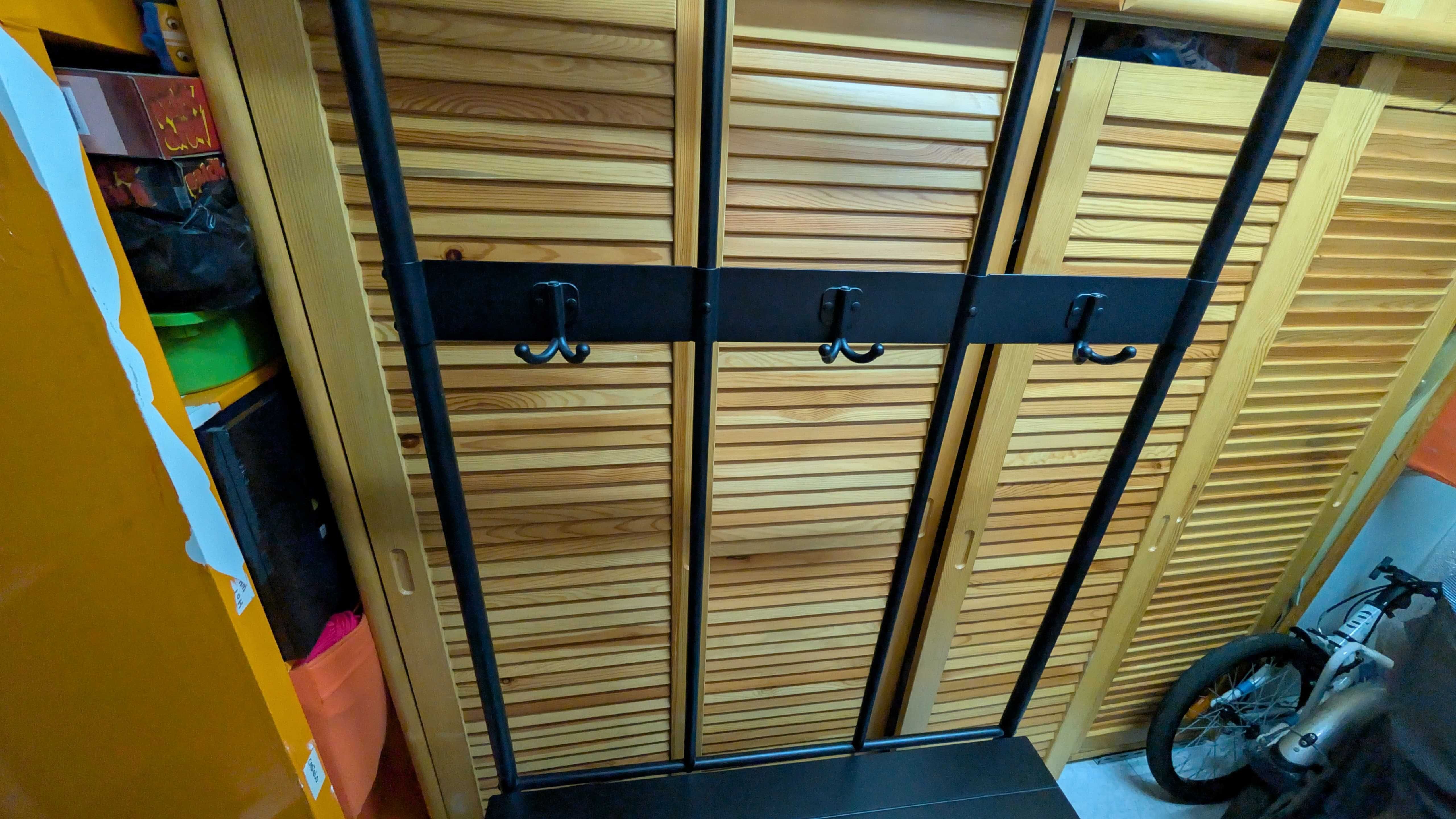 Charriot Cabide+banco IKEA/arrumação, preto, 190x35x79cm NOVO