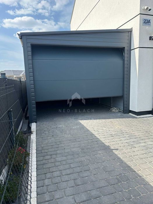 Garaż Blaszany 4X6M Brama Segmentowa Antracyt Dach Spad W Bok  Nb376