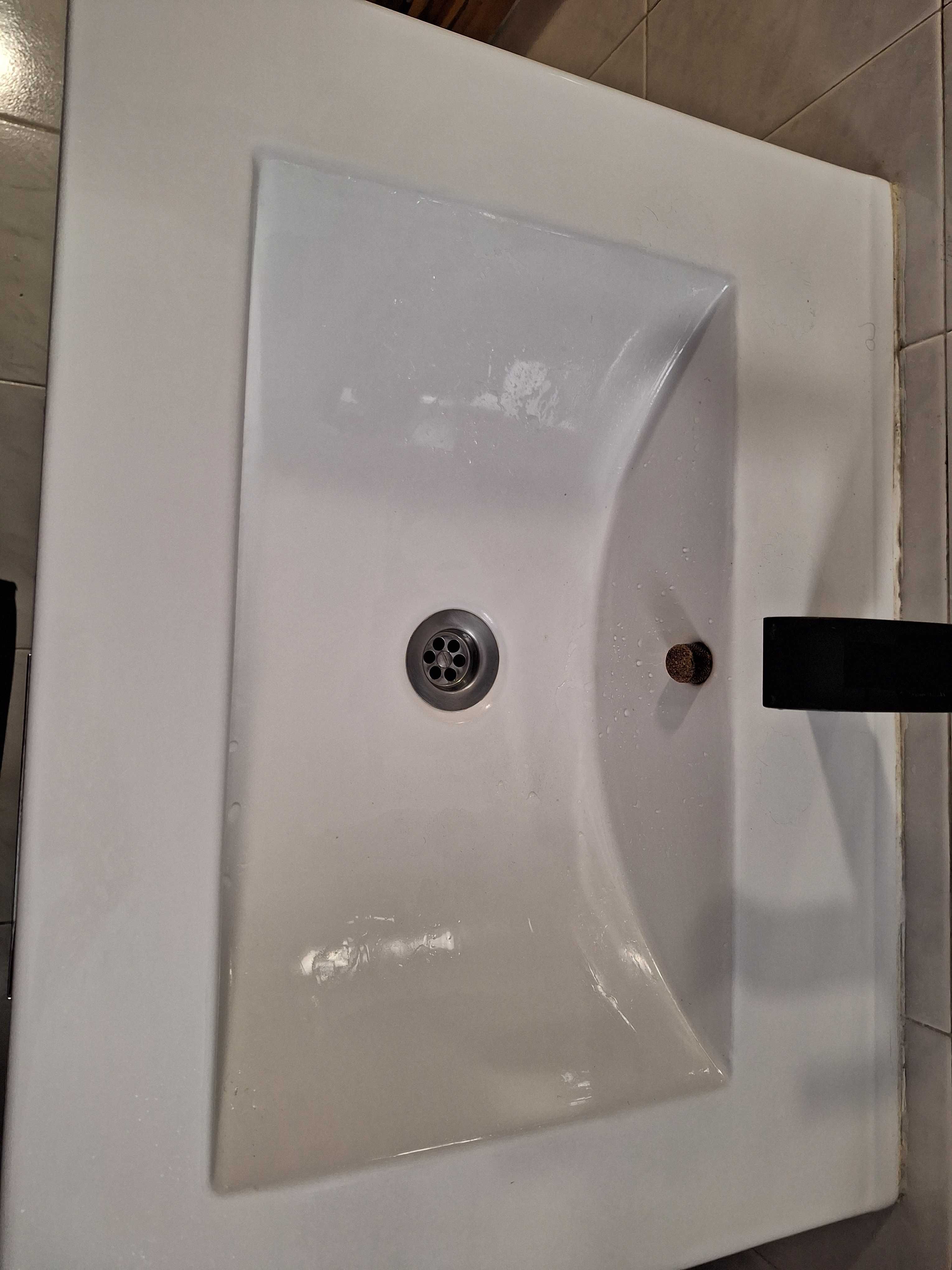 Lavatorio em bom estado