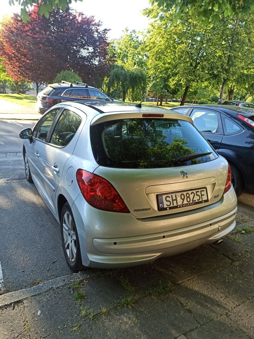 Peugeot 207 1.6 Benzyna