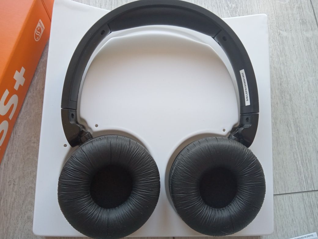 Nie używane słuchawki nauszne Philips BH305