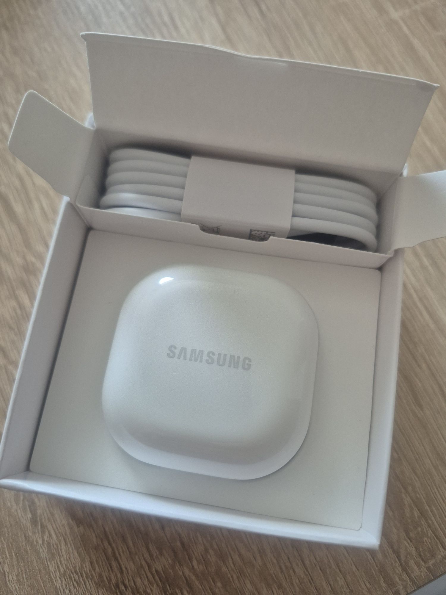 Навушники Samsung Bugs FE