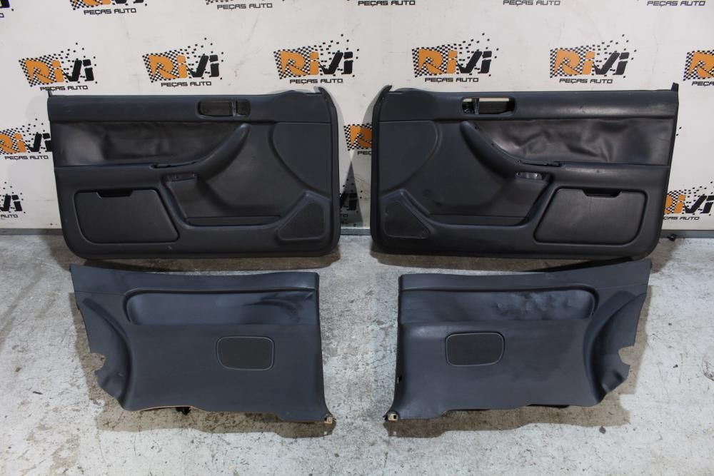 Quartelas / Forras das Portas Audi S3 A3 8L