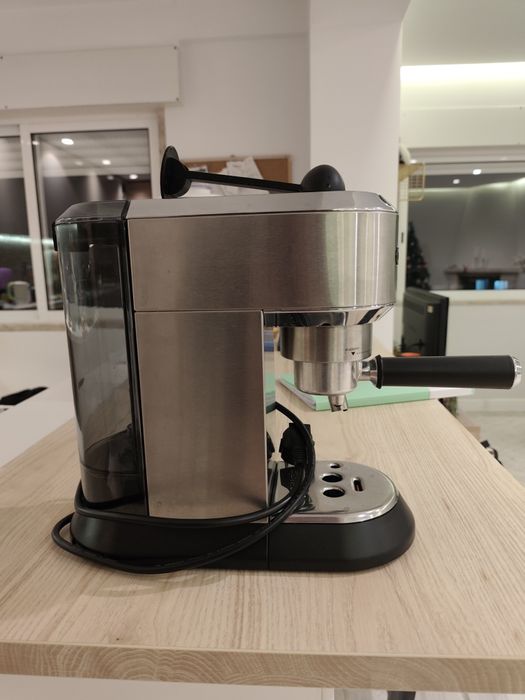 Máquina de café De'longhi - dedica