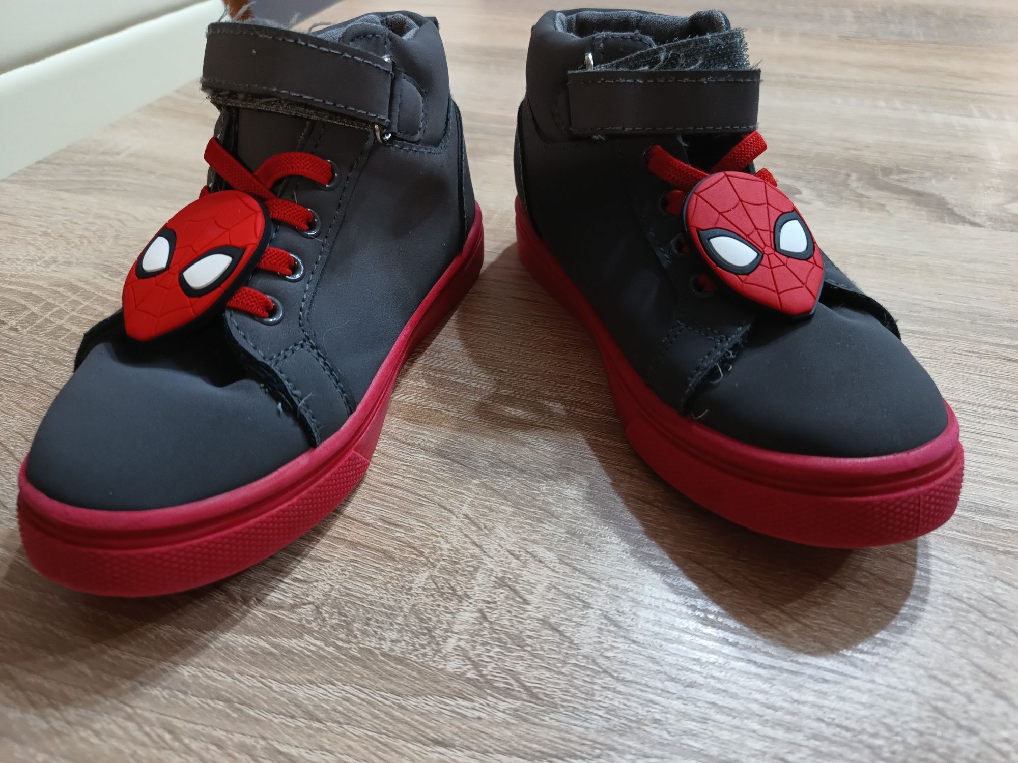 Buty chłopięce Spiderman r.30
