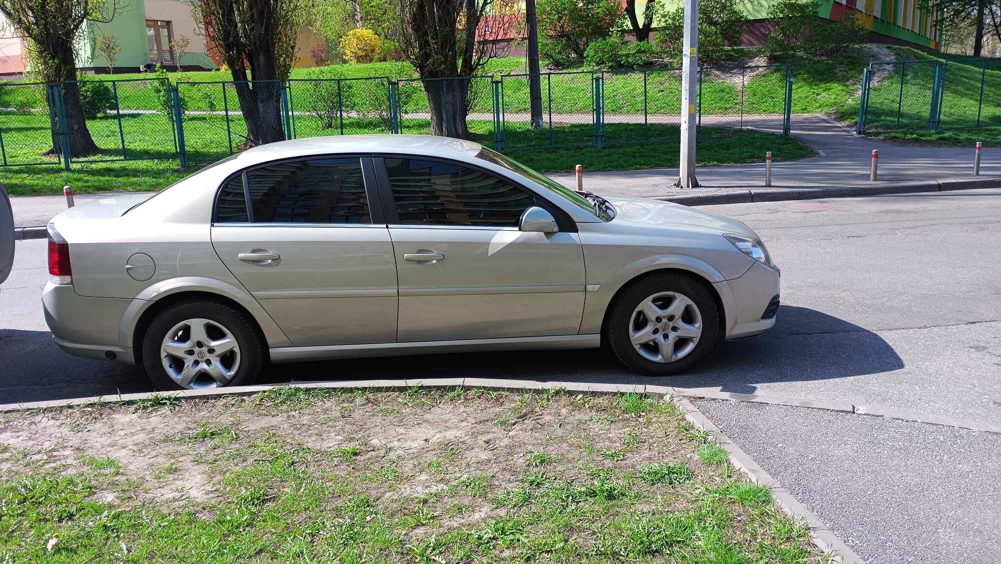 OPEL VECTRA C  2007р, 2,2 SE , газ\бензин, автомат