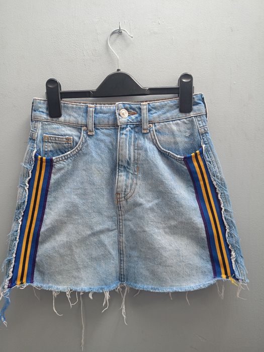 Bershka jeansowa spódniczka roz XXS