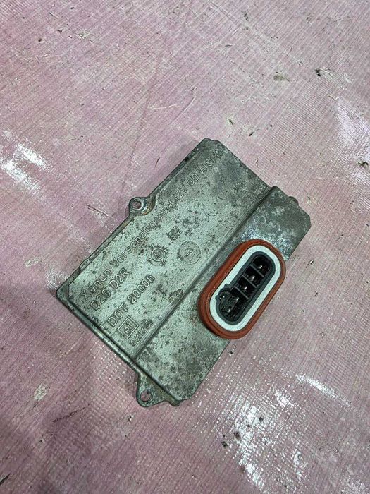 Блок розжига (Ксенон) Audi A4 A6 5DV00829000 Розпалювання блок