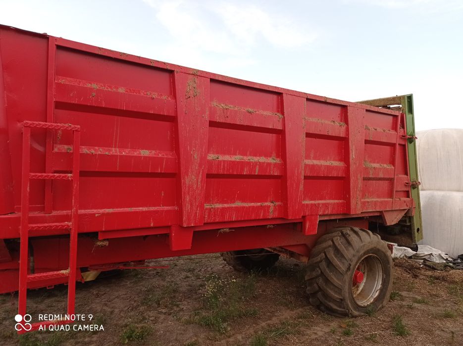 Przyczepa objętościowa do kukurydzy dolny zaczep