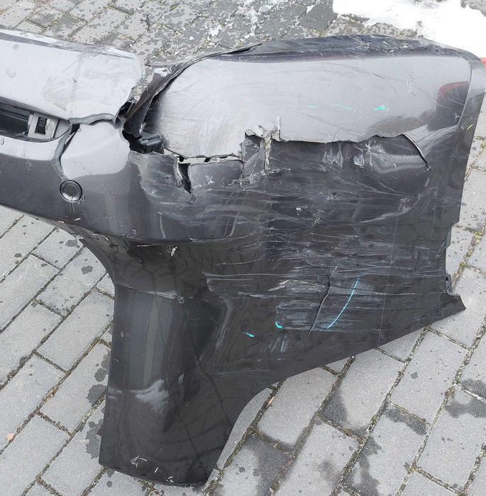 Chrysler Voyager zderzak tył