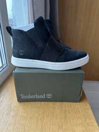 Продам черевики Timberland