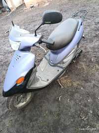 Скутер Yamaha jog