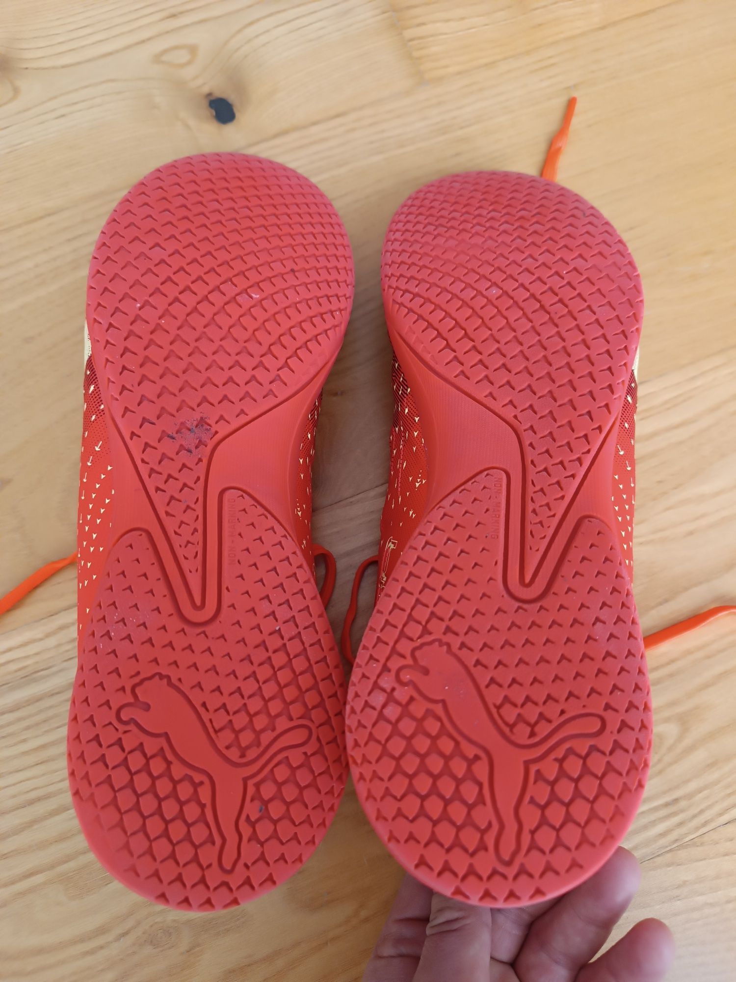 Halówki Puma Ultra r 43