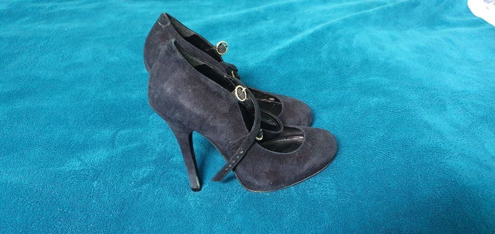 Buty na obcasie z Kurt Geiger rozmiar 36