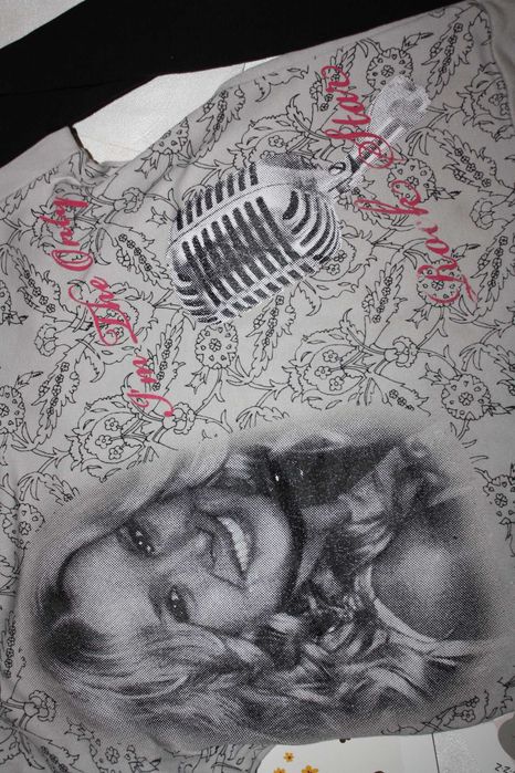 Батник-худи котоновый девочке 11/12лет,р-164 хорошее состояние