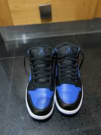 Jordan 1 preto e azul