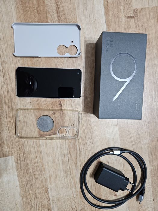 Asus zenfone 9 biały 8/128