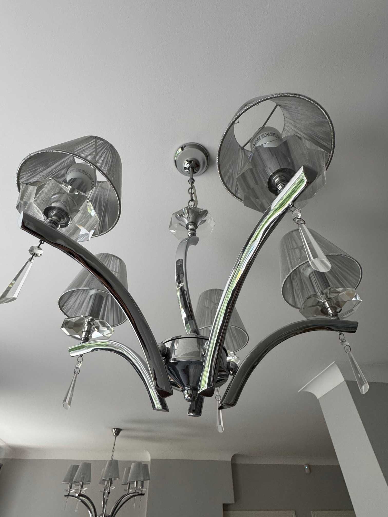 Komplet lamp z chromami i krzyształami. 2 żyrandole 2 kinkiety.