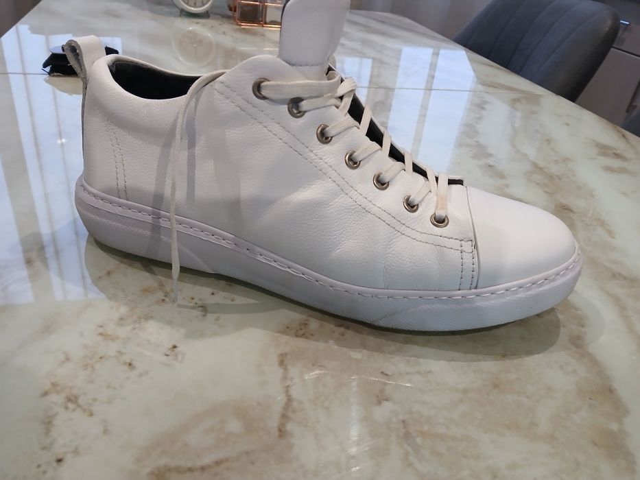 Кросівки  чоловічі