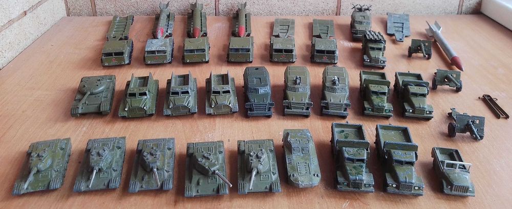 игрушки ссср техника металл пластик