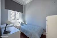 621260 - Quarto com cama de solteiro em apartamento com 14 quartos