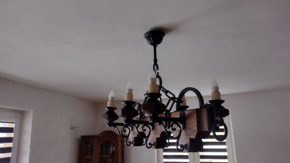 Żyrandol rustykalny retro