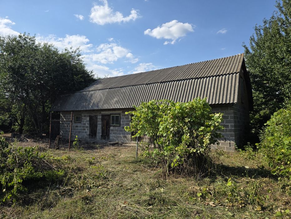 Ревне, 20 соток з будинком