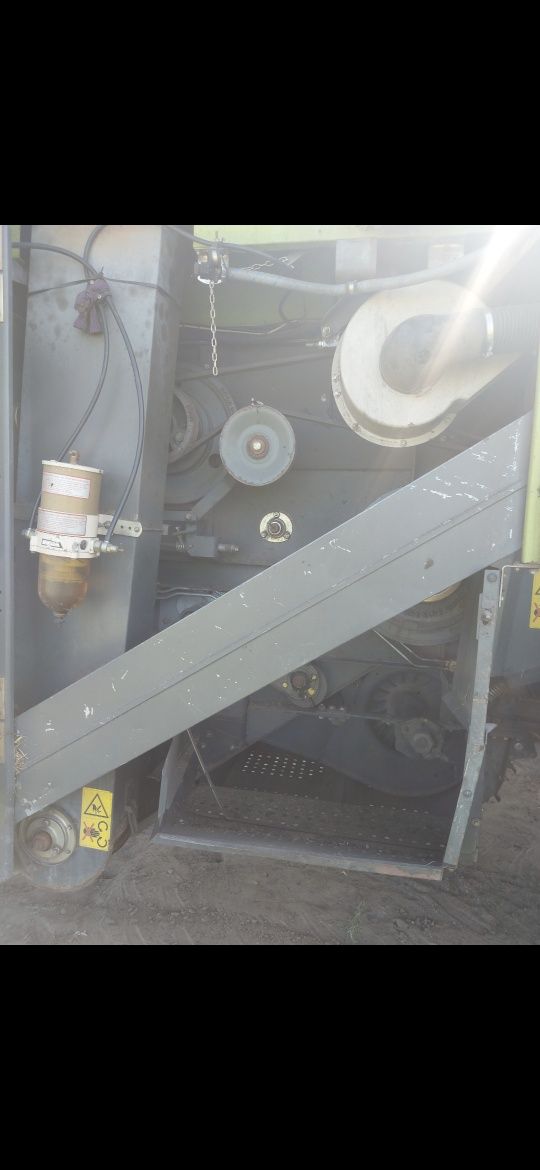 Kombajn claas dominator 208 mega części osłona podajnika
