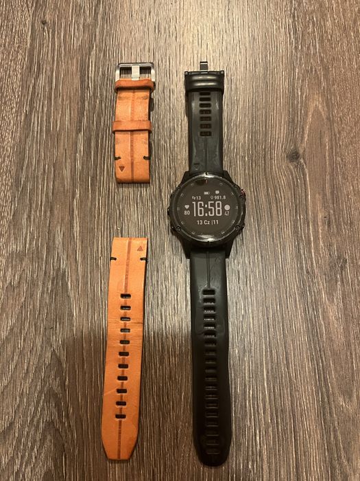 Garmin Fenix 5 Plus Sapphire Edition Premium czarny skórzany pasek
