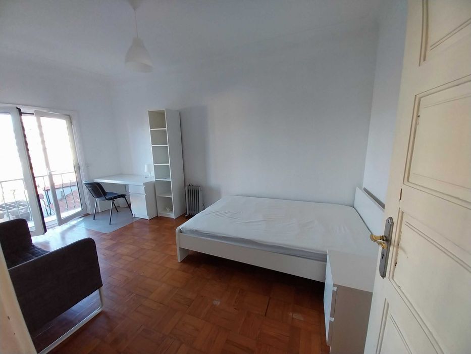 Quarto para arrendar, Polo da Asprela, próximo do ISEP