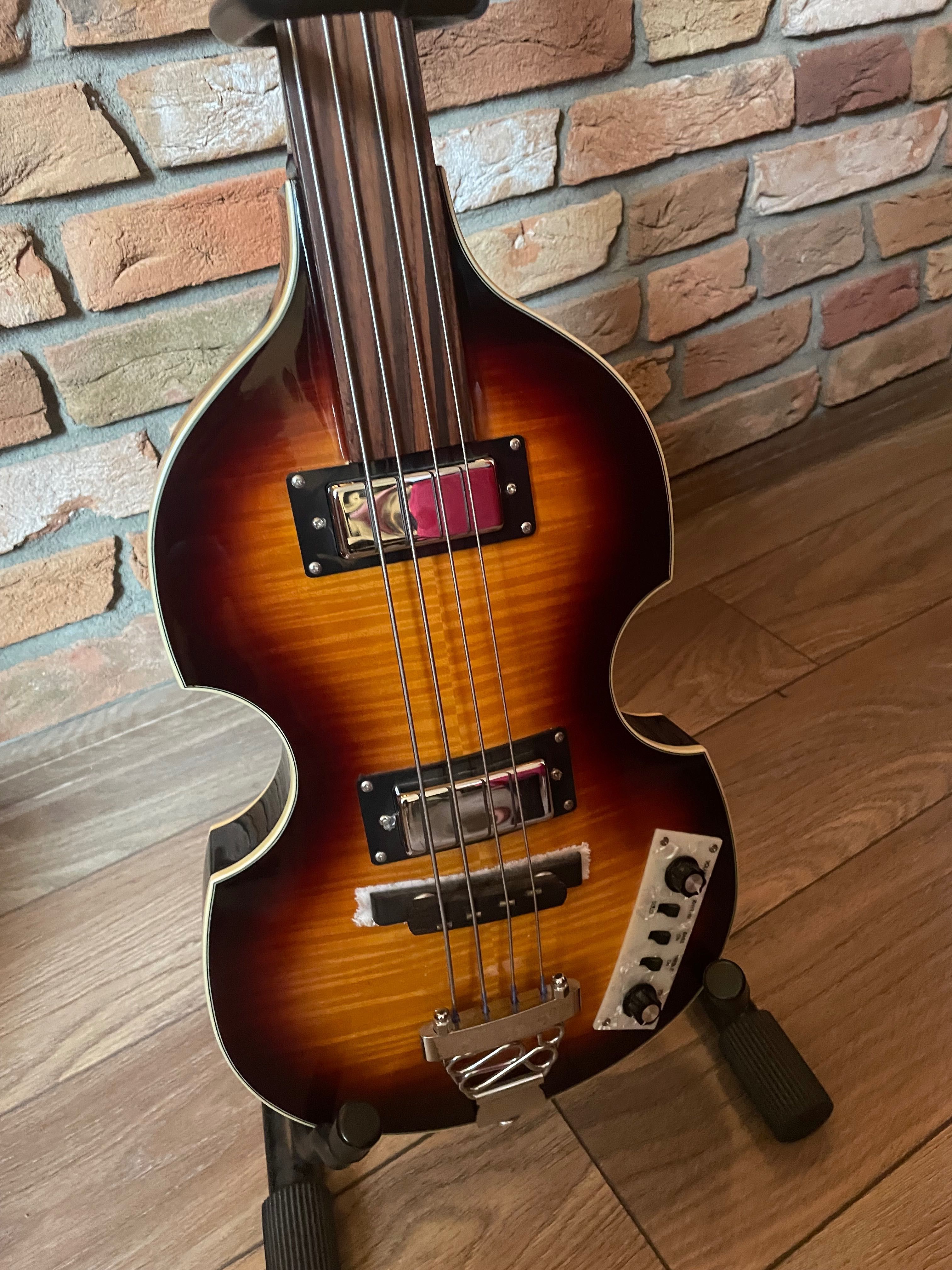 Gitara Basowa Harley Benton Bezprogowa - Fretless Bas