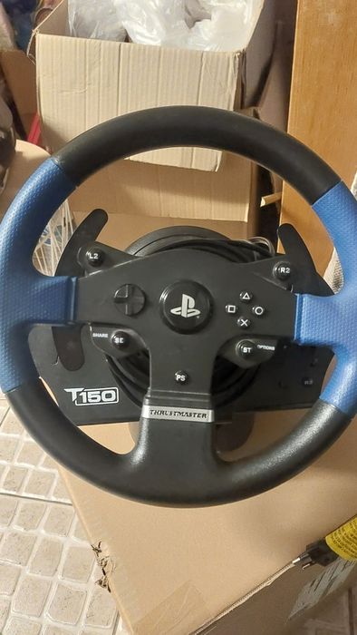 Volante Thrustmaster T150