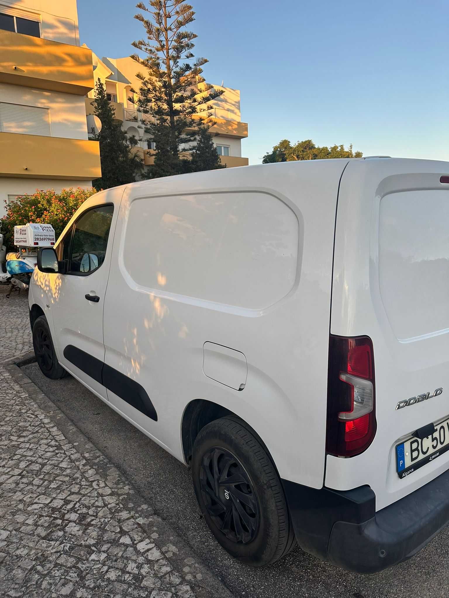 Fiat Doblo 1.5 como novo para trabalho independente ou viagems