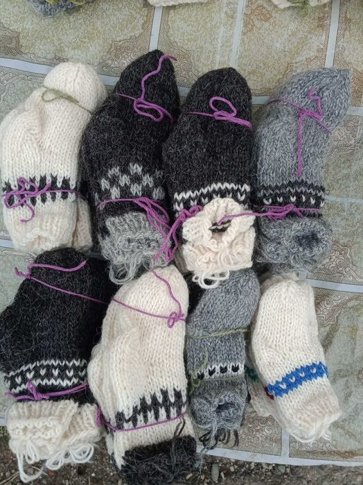 Продам капці та рукавицв