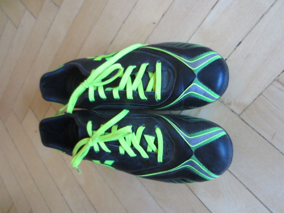 korkotrampki buty do piłki nożnej sportowe korki Decathlon Kipsta