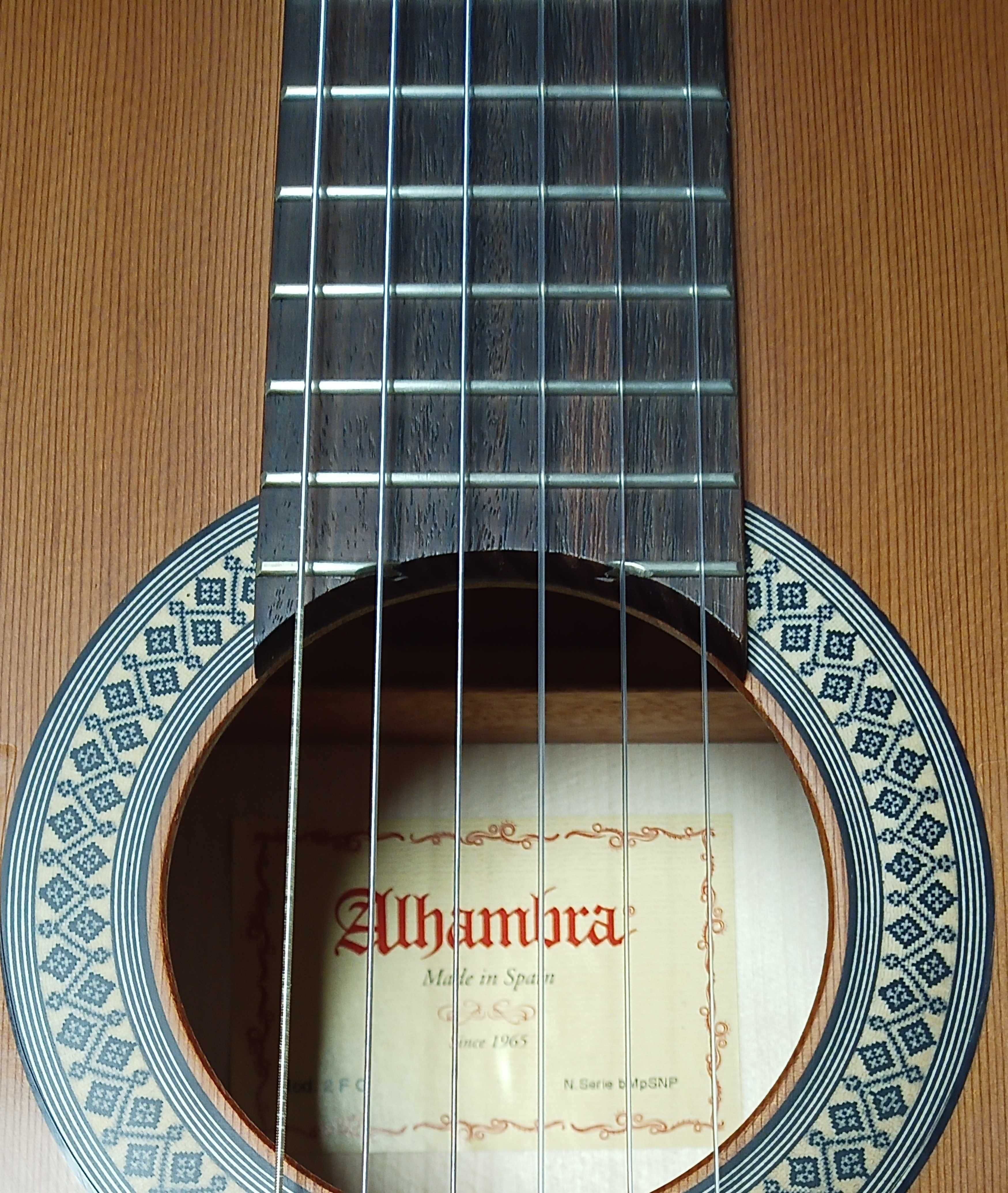 Gitara klasyczna 4/4 Alhambra 2FG Flamenco-mocne brzmienie!