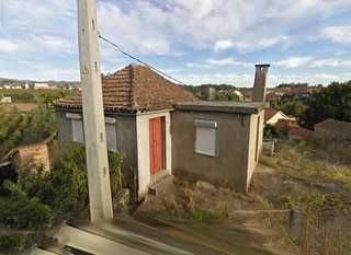 Terreno Agrícola com Casa para Reconstrução