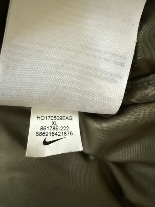 Утеплена курка NIKE оригінал