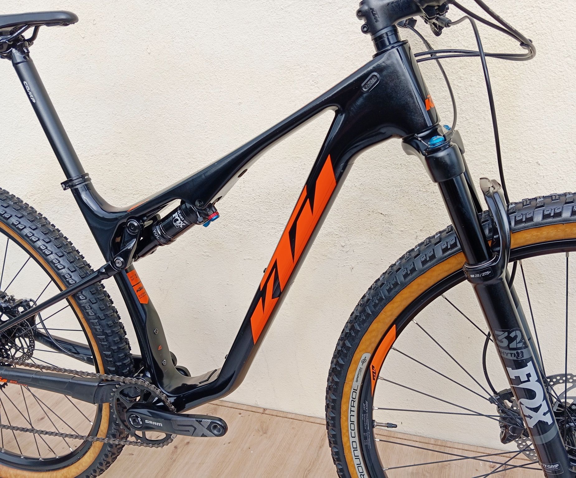 JF-Bikes  KTM Scarp One M carbono suspensão total