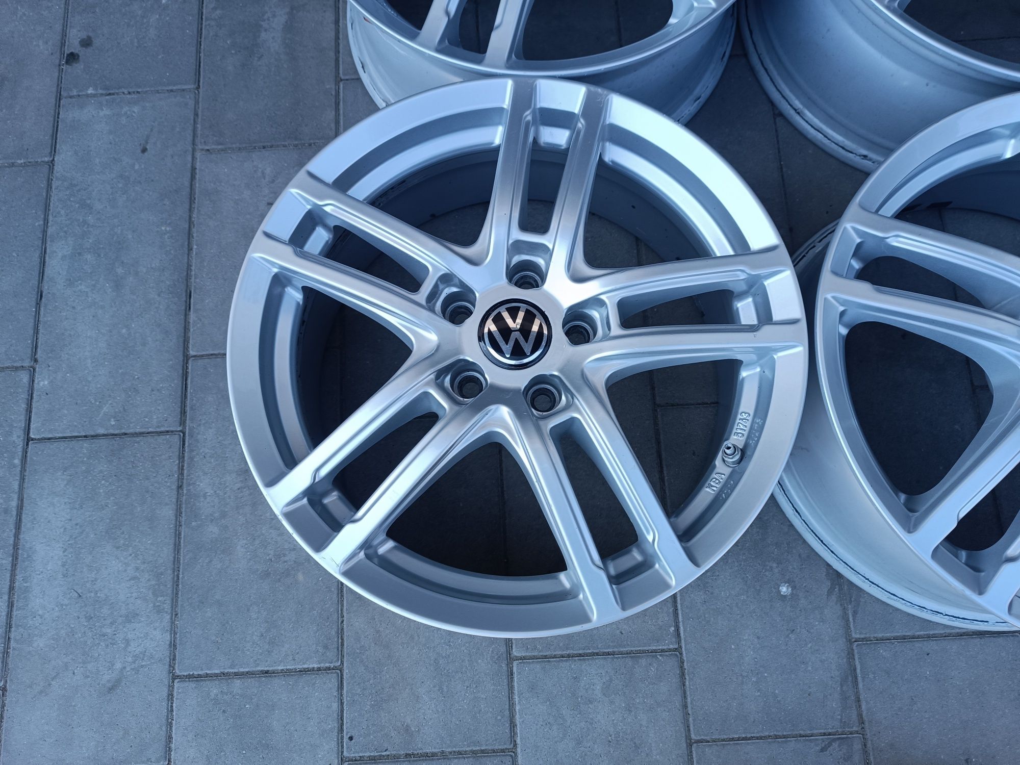 17 Alufelgi 5x112 VW  Passat ,Tiguan, Audi A4 A5 BMW 3 G20