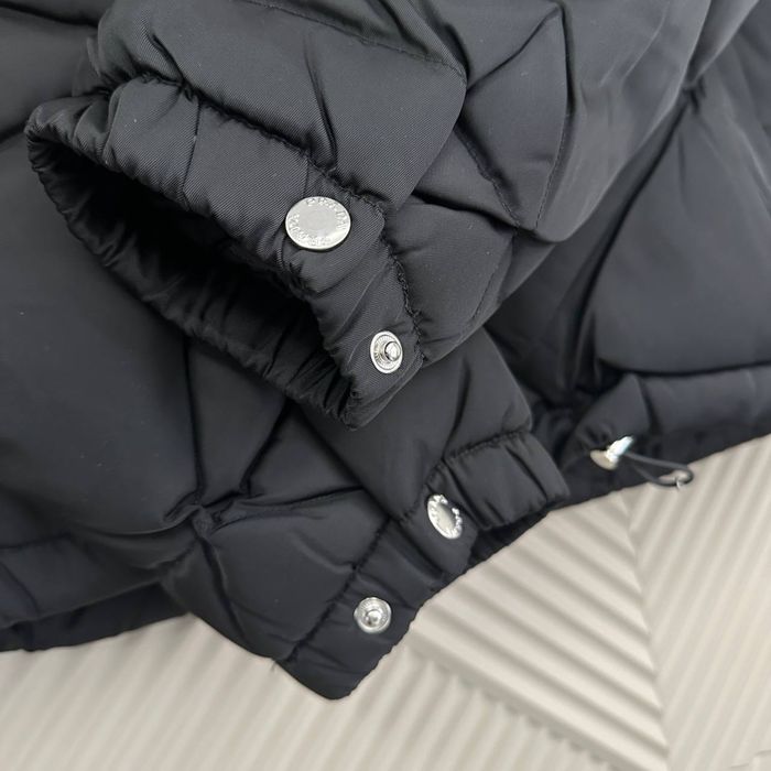 Куртка на пуху  Moncler