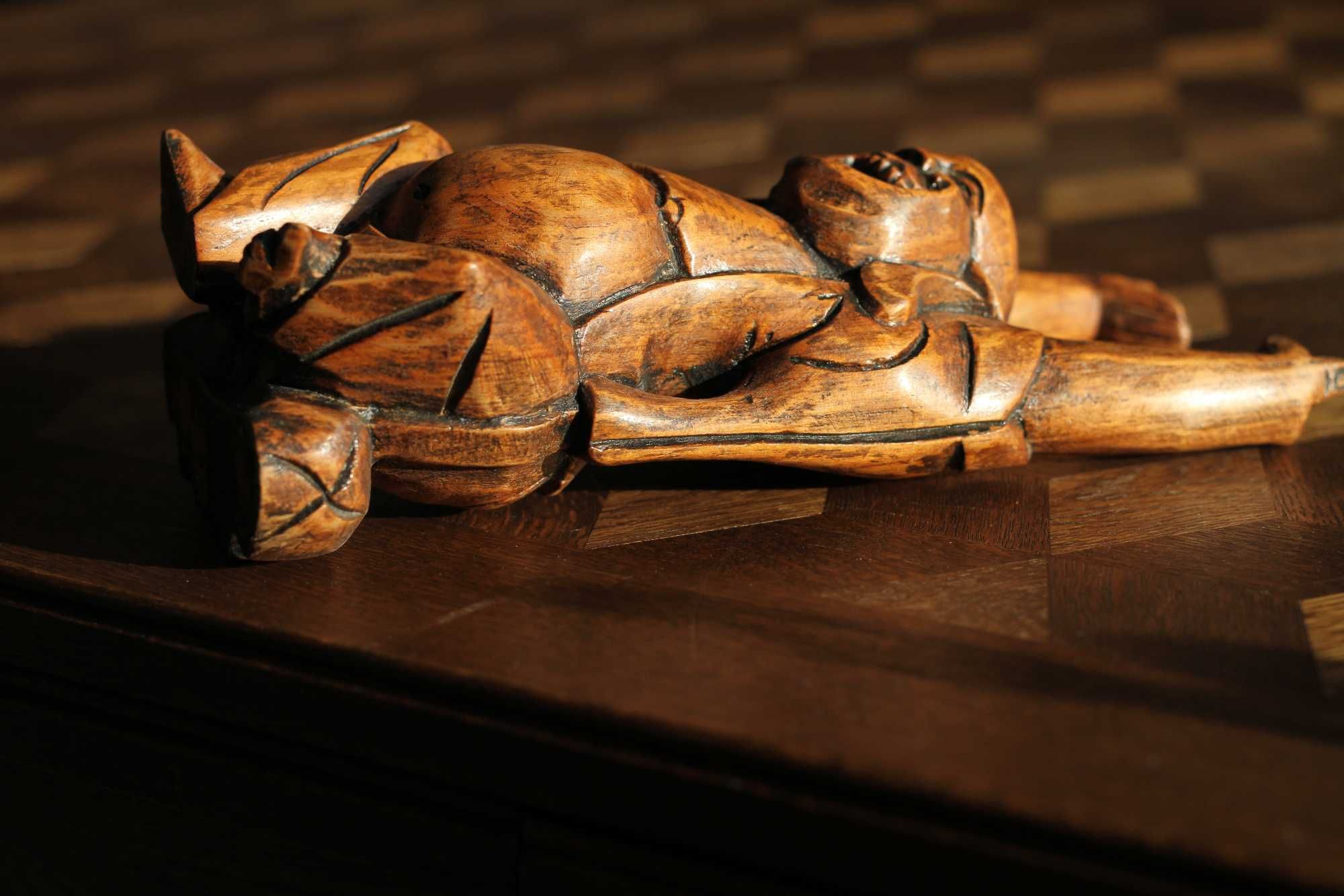 Wysoka stara figurka wesoły Budda radosny Chińczyk z drewna Azja 26,5