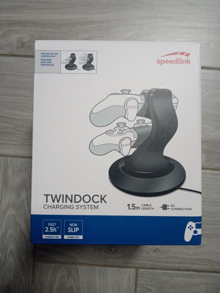Stacja dokująca Twindock 2 pady PS4 Speedlink