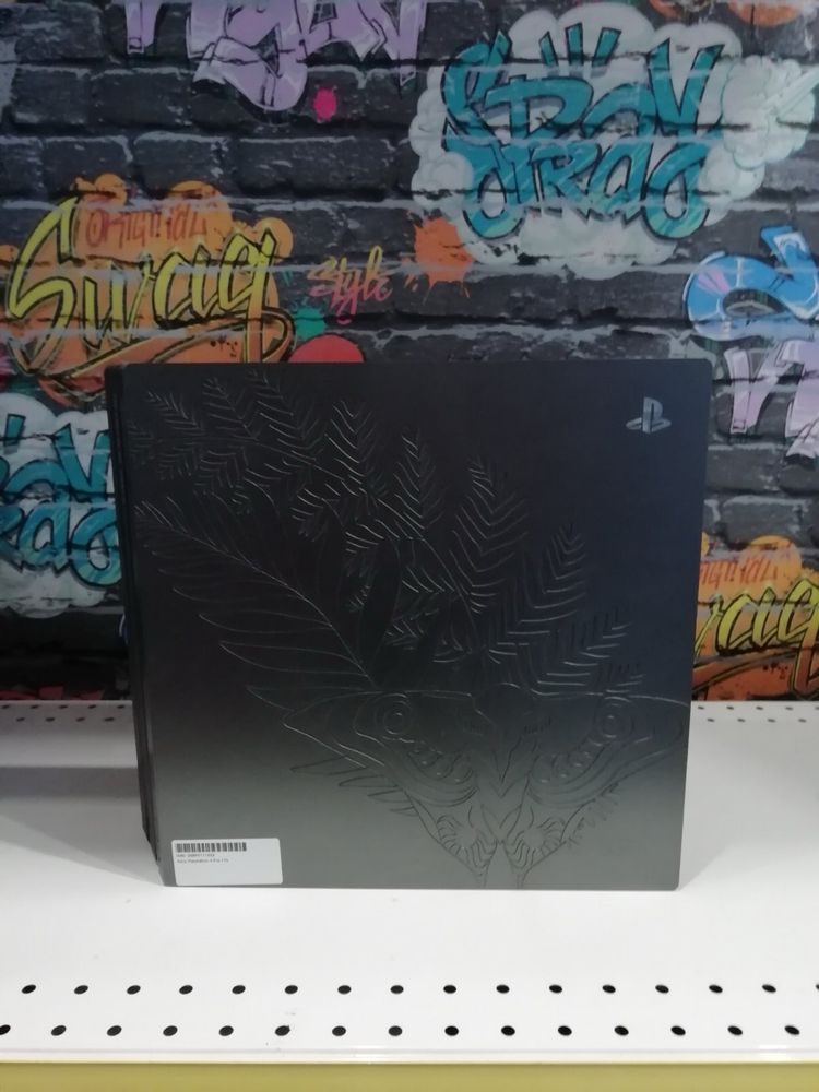 PS4 pro 1 TB Limited Edition Гарантія 6 міс