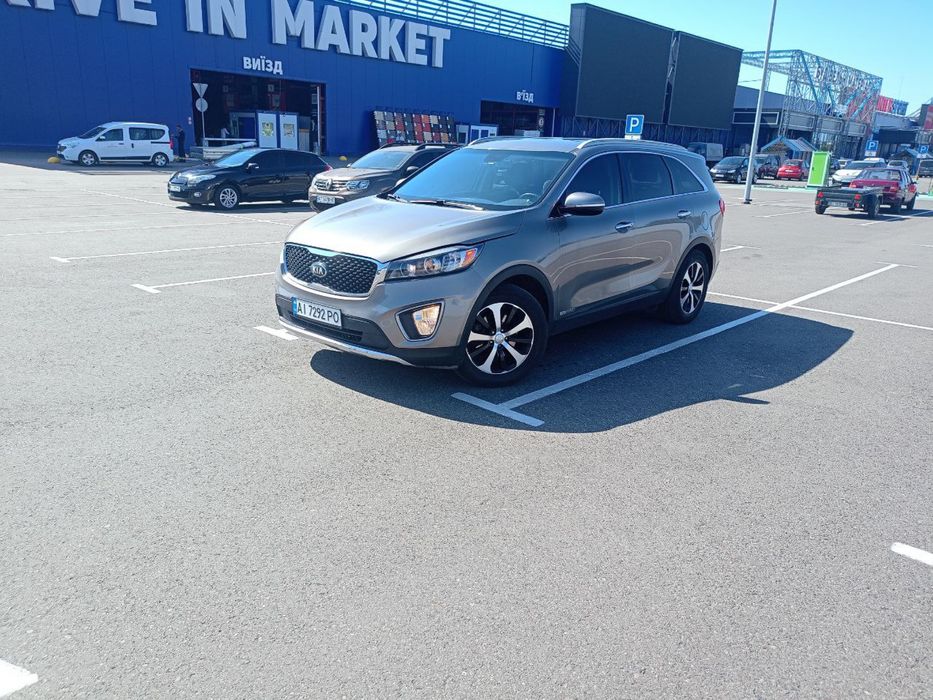Продам машину KIA sorento
