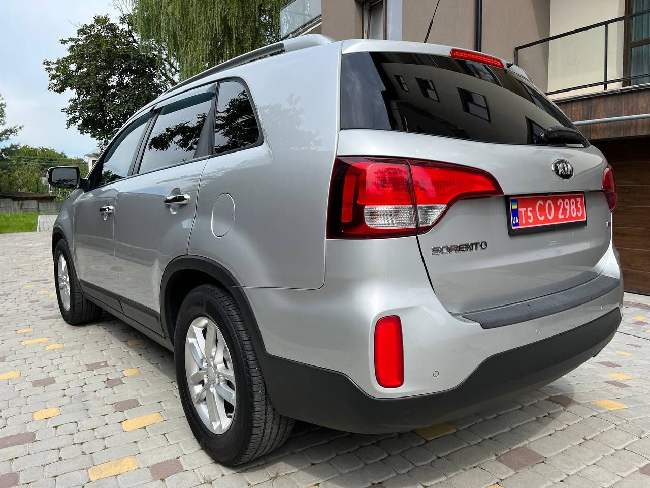 Kia Sorento 2014 2.4 автомат недорого автомобіль