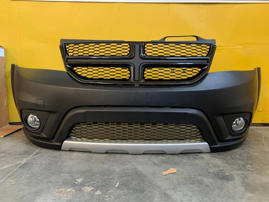 Dodge Journey бампер в сборе Sxt джорней