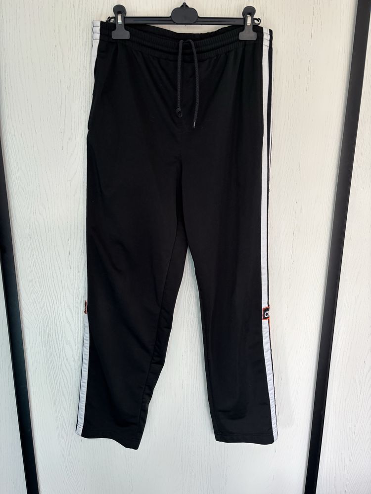 Czarne spodnie dres sportowe szrokie nogawki adidas