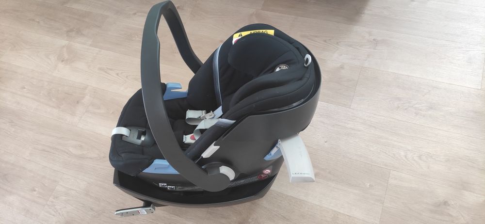 Conjunto Ovo bebé + base Isofix Cybex